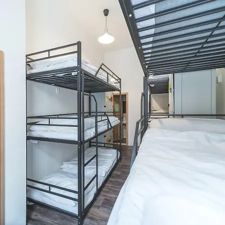 Orange Hostel Praga