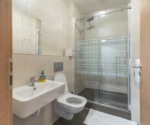 Orange אכסניה *