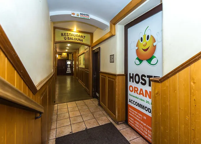 Orange Hostal