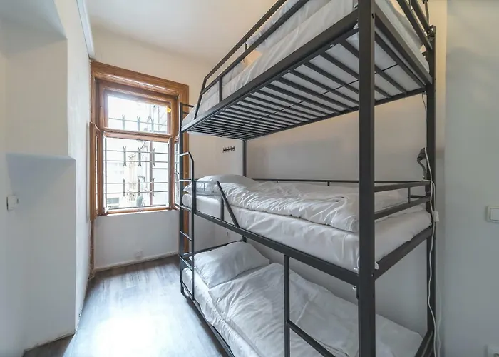 Orange Hostal