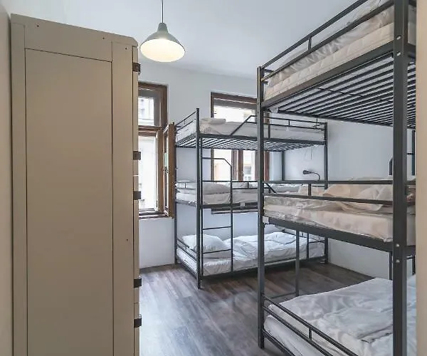 Hostal Orange Praga
